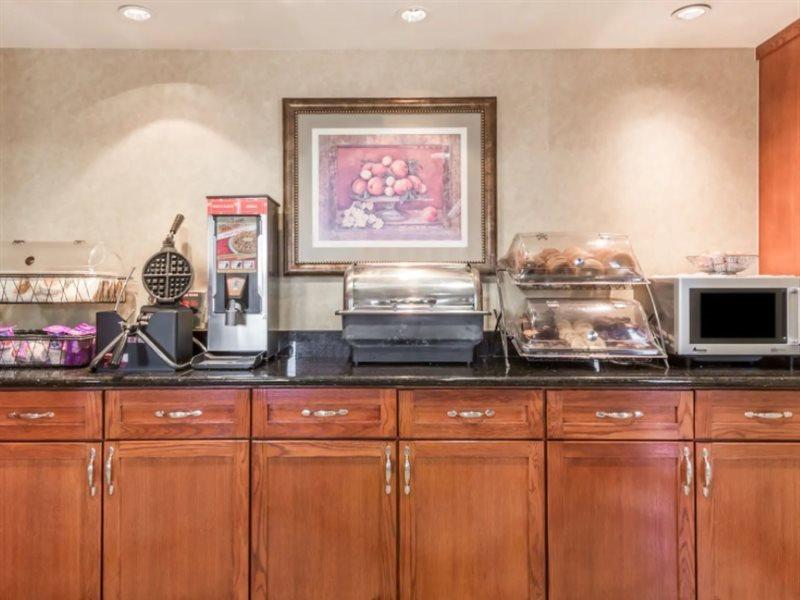 מלון Baymont By Wyndham Indianapolis South מראה חיצוני תמונה