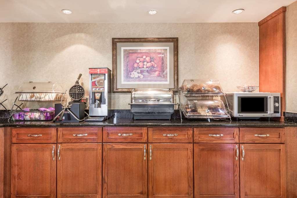 מלון Baymont By Wyndham Indianapolis South מתקנים תמונה