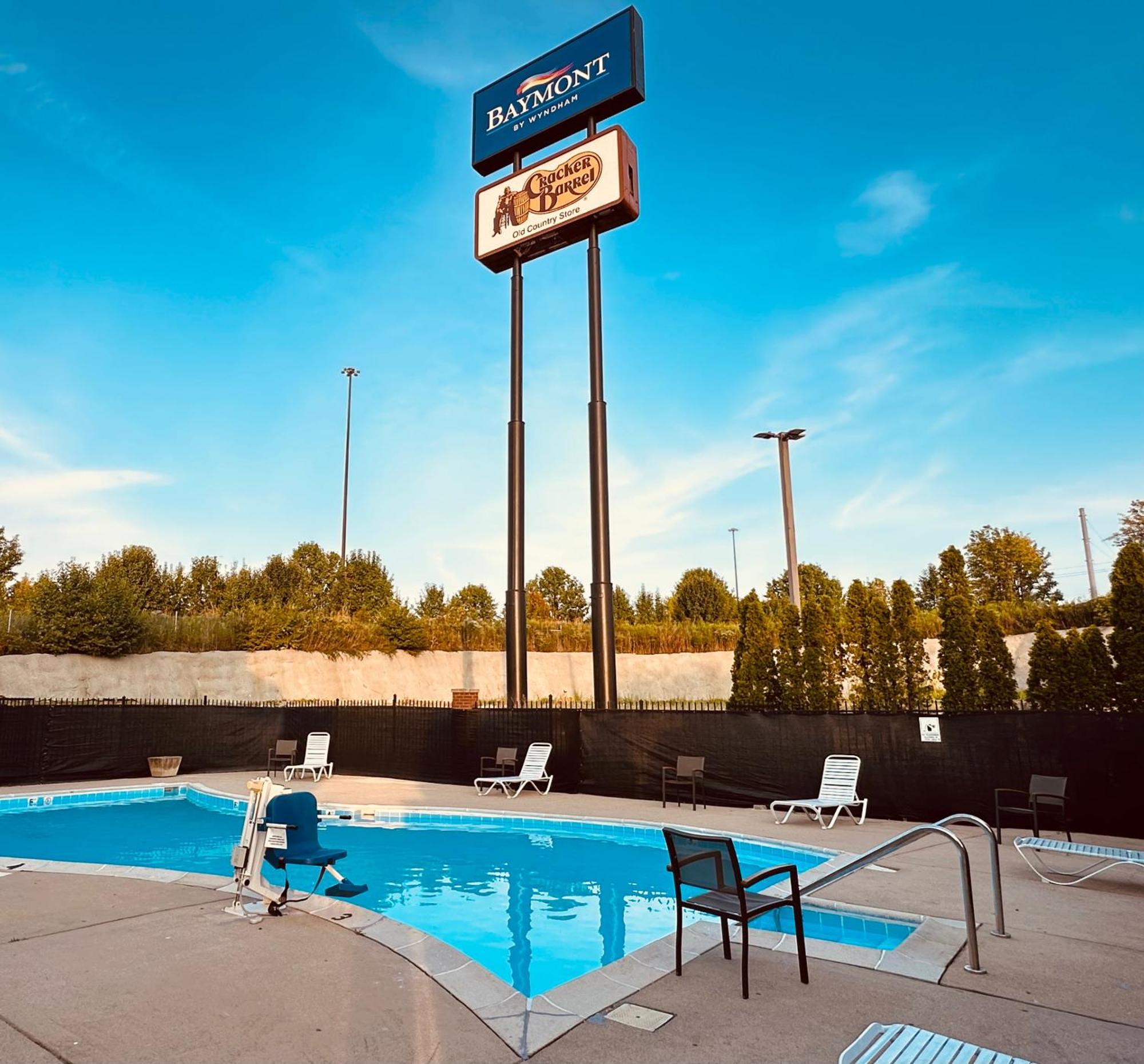 מלון Baymont By Wyndham Indianapolis South מראה חיצוני תמונה