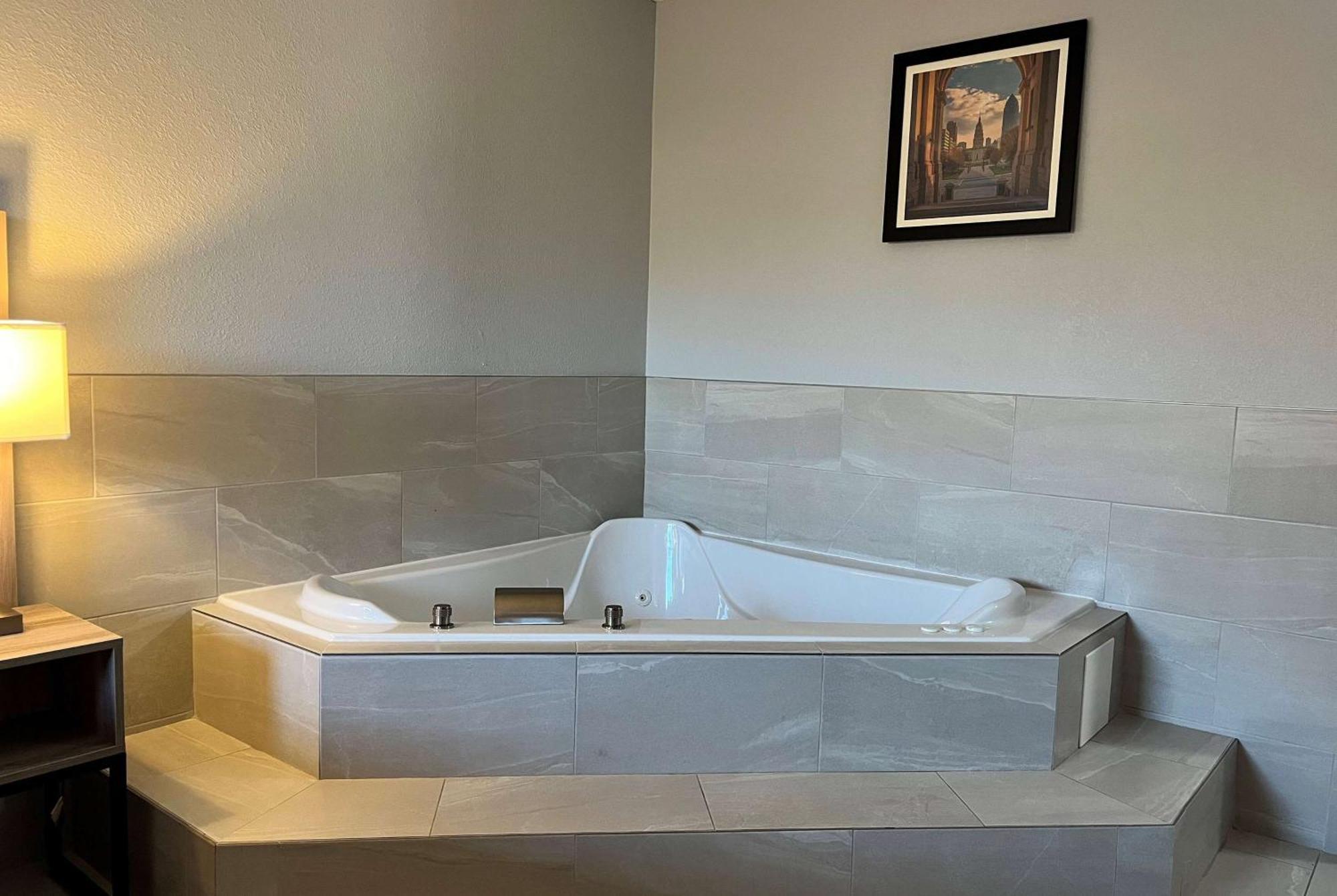 מלון Baymont By Wyndham Indianapolis South מראה חיצוני תמונה