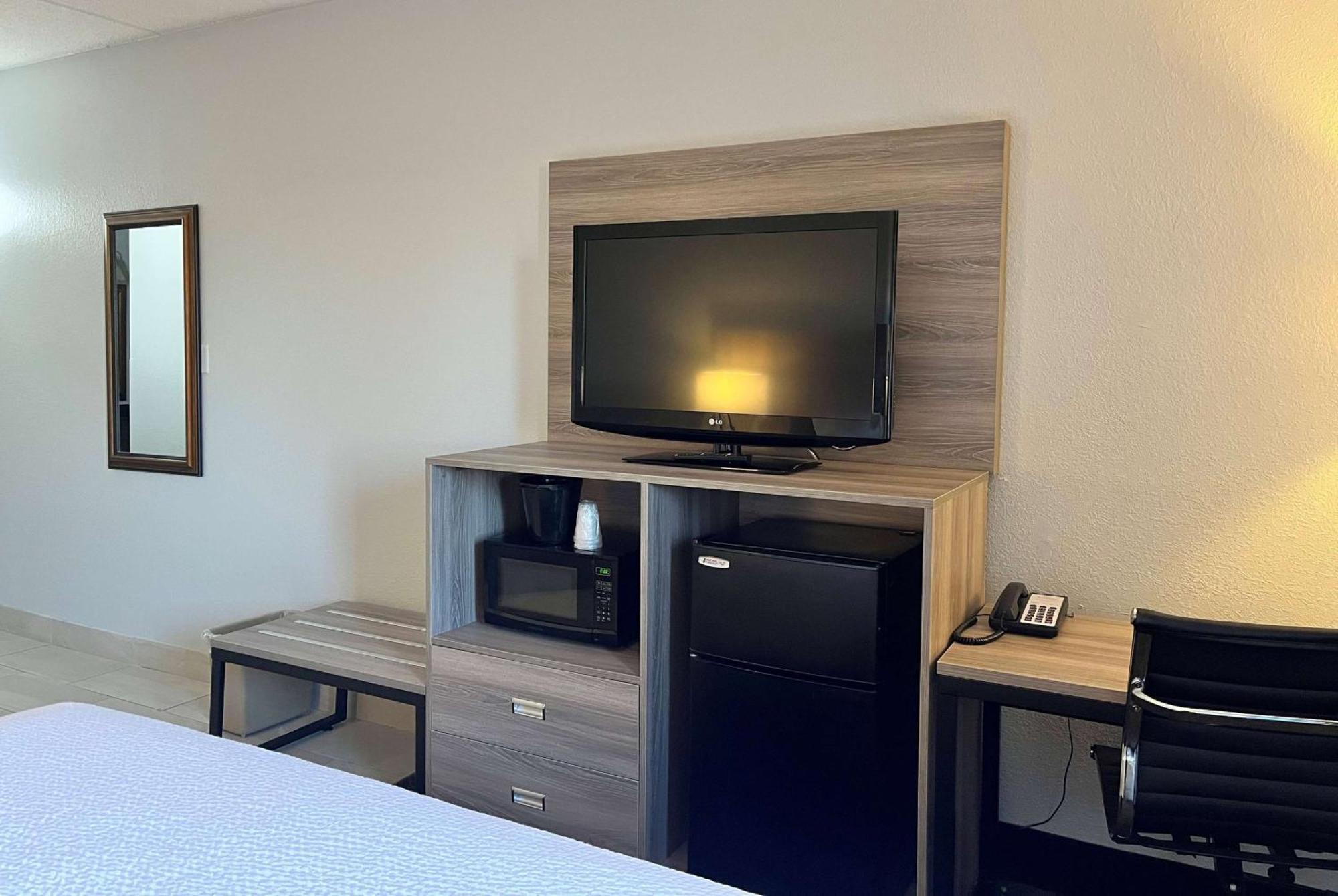 מלון Baymont By Wyndham Indianapolis South מראה חיצוני תמונה