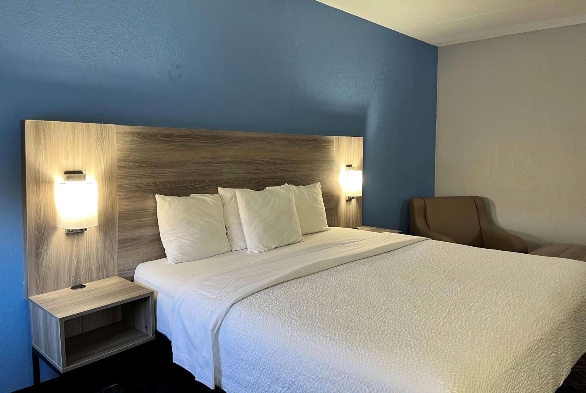 מלון Baymont By Wyndham Indianapolis South מראה חיצוני תמונה