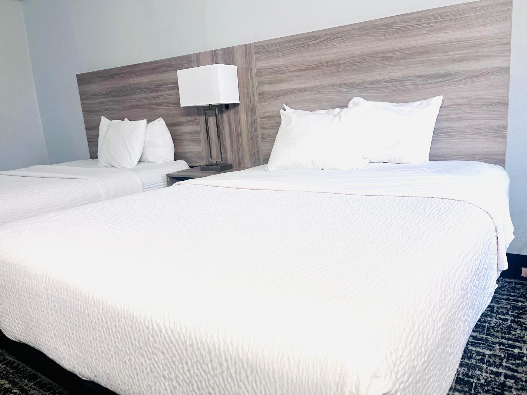 מלון Baymont By Wyndham Indianapolis South מראה חיצוני תמונה